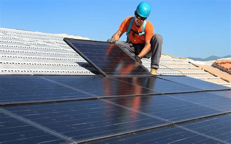 The Top 3 Solar Panel Manufacturers