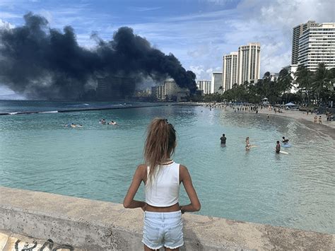 Waikiki Surfboard Racks Fire Classified As Arson Man Arrested At Scene Released Honolulu Star