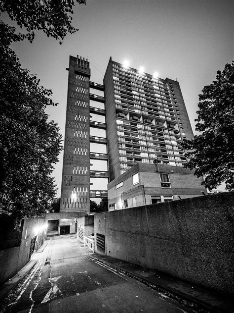 Balfron Tower Tower Landscape Projects Beautiful Buildings