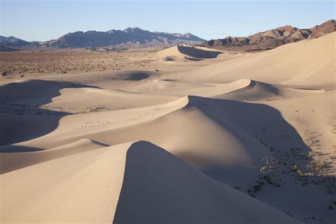 Sand Dunes, Mojave Desert, California - Geology Pics