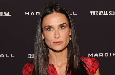 demi moore reportedly seeking big payout from ashton kutcher in divorce new york daily news
