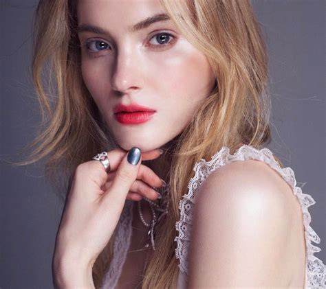 Who Is Skyler Samuels Here Are 5 Things You Need To Know