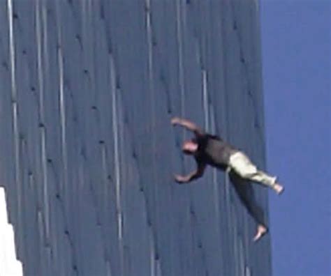 9 11 Jumpers Holding Hands Youtube Wrocawski Informator