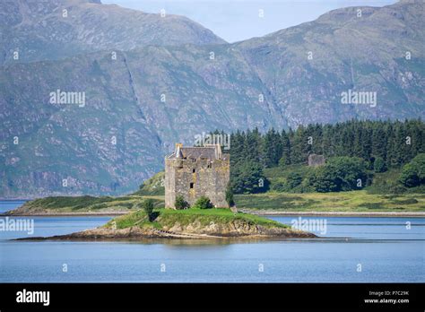 Castle Stalker Caisteal An Stalcaire Is A Four Storey Tower House Or