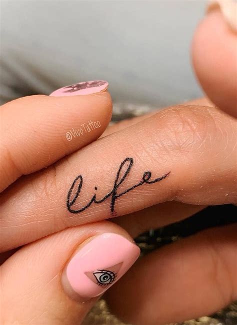 26 Elegant Finger Tattoos Ideas For Female Small Finger Tattoos Finger