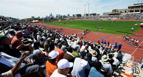 texas longhorns shine in record setting clyde littlefield texas relays horns illustrated