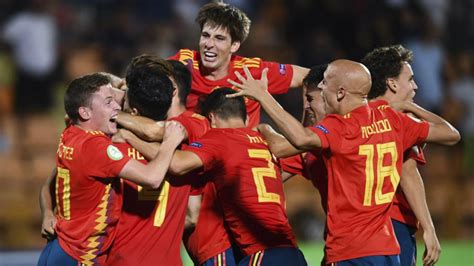 España vs suiza, se enfrentan este viernes 02 de julio por los cuartos de final de la eurocopa en el estadio krestovski a las 11:00am hora de colombia. España vs Suiza en vivo online - Amistoso internacional ...