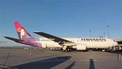 Hawaiian Airlines Keeps Growing In Oakland