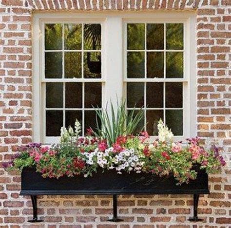 34 Nice Window Box Planter Ideas Front Yards Curb Appeal