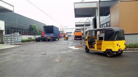 Piaggio is one of the most respected three wheeler manufacturers in india. 2018 China Version Blue Color 175cc 200cc Bajaj Auto ...