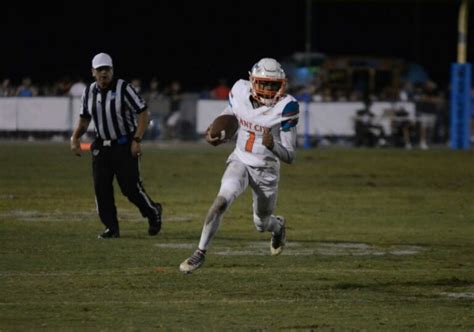 Plant City Falls To Newsome In Opening Game Durant And Strawberry