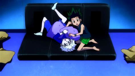 Killua And Gon Plays With The Pillow And Leorio Smells Tompas Foot