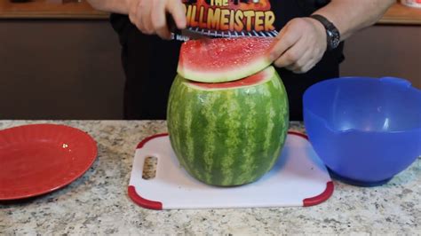 Easy Way To Cut Up Watermelon Youtube