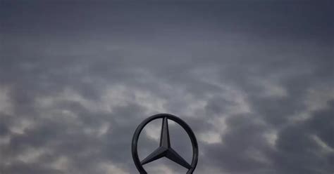 Bis zu 1000 Euro Bonus für Daimler Mitarbeiter Corona Krise