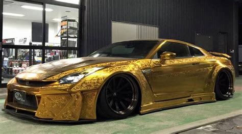 Have You Checked Out This 1 Mn Gold Plated Car In Dubai