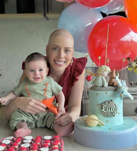 Em Tratamento Para O Câncer Fabiana Justus Celebra 6 Meses Do Filho Em Casa
