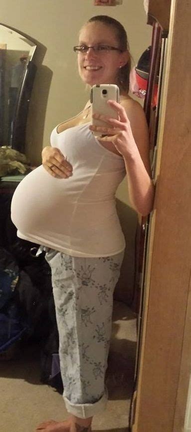 Canadian Surrogate Melissa Weeks Pregnant With Triplets Pregnant With Triplets Belly