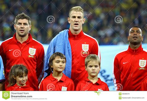Das auftaktspiel bestritten england und die schweiz, die sich 1:1 trennten. FIFA World Cup 2014 Qualifier Game Ukraine V England Editorial Stock Photo - Image of pitch ...