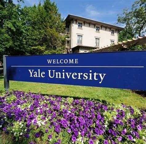 Brown History Yale University Was Named After Elihu Facebook