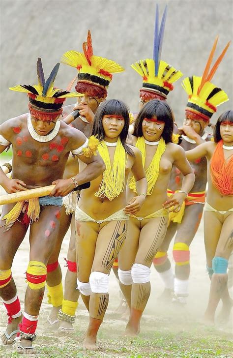 Xingu Tribe Girls Mujeres Nativas Americanas Fotos De Mujeres