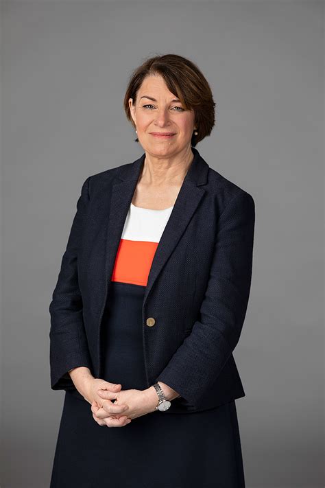 Amy Klobuchar Who She Is And What She Stands For The New York Times