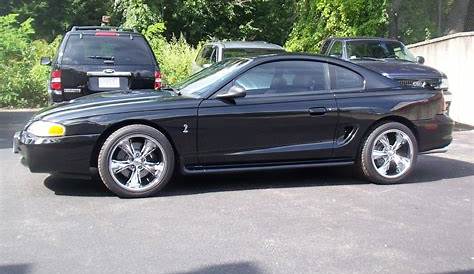 1996 Ford Mustang Svt Cobra Coupe 2 - Door 4. 6l