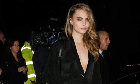 cara delevingne is launching a pop career and will be mentored by sinitta