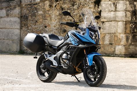 Attracting attention from a lot of bike lovers, the cfmoto 650mt price in india is around inr 5 to 6 lakh. cf moto 650 mt