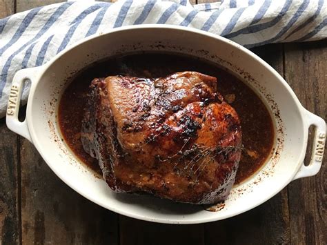 Let me convince you to try roasting your pork chops in the oven. Pork Roast | Pork roast recipes oven, Pork roast, Pork ...