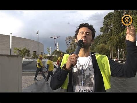 O humorista diogo faro, que tem sido um forte crítico às pessoas que furam o confinamento ou não cumprem as medidas as críticas não tardaram e diogo faro está a ser arrasado nas redes sociais. Fátima - Benfica, religião e muito, muito dinheiro ...