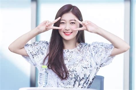 Find loona tracks, artists, and albums. LOONA Members' Height, From Tallest to Shortest | Kpopmap ...