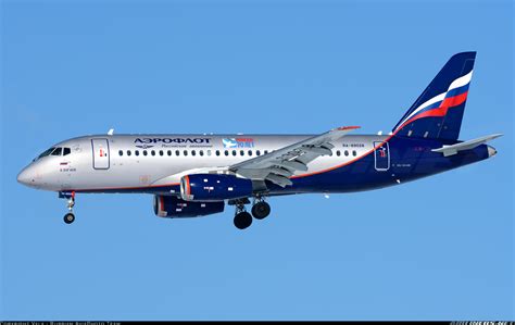 Sukhoi Ssj 100 95b Superjet 100 Rrj 95b Aeroflot Russian Airlines
