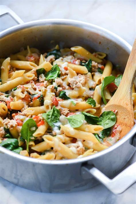 One Pot Pasta With Ground Turkey And Spinach Foodiecrush