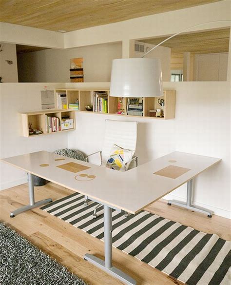Beautiful And Ergonomic Home Office With Small Storage
