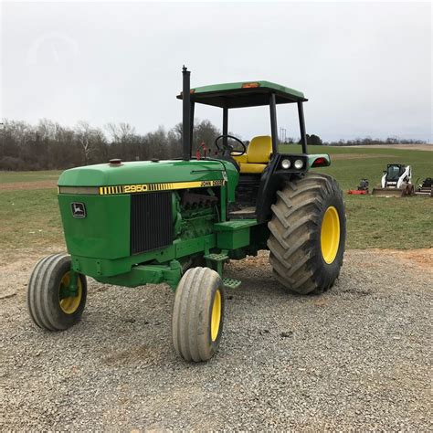 1986 John Deere 2950 Online Auctions