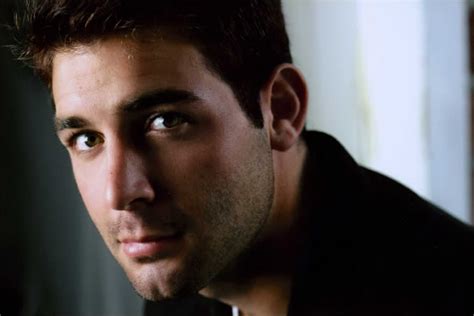 Tell Me A Story James Wolk To Star In Kevin Williamsons Cbs All