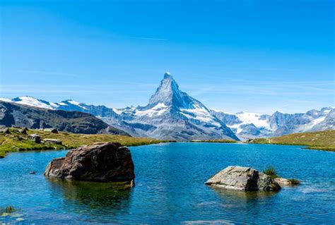Matterhorn With Stellisee Lake In Zermatt Stock Photo Image Of Cervin