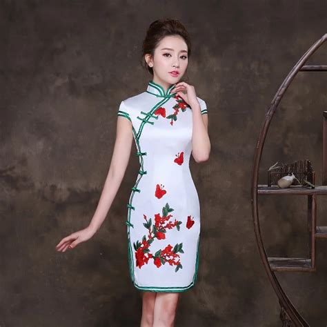 2018 chinese traditional dress white cheongsam sexy qipao embroidery robe oriental style dresses