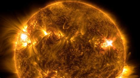 Nasa Catches Sun Releasing An X Level Solar Flare