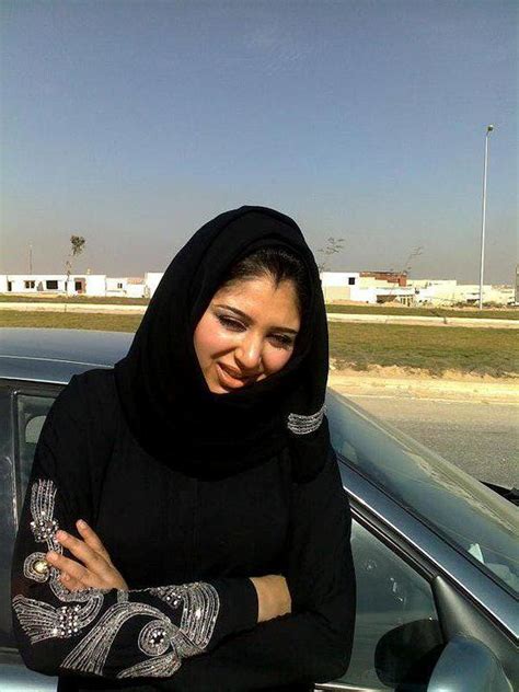 Beauty Queens Saudi Girl In Abaya