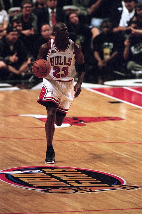 Shooting guard and small forward ▪ shoots: Michael Jordan and 10 Inspiring NBA Moments | Bleacher ...