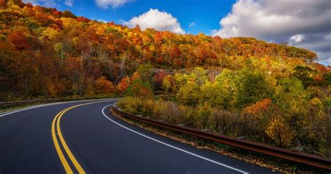 10 Best Scenic Drives And Hidden Gems In North Carolina