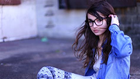 X Women Glasses Brunette Wallpaper Coolwallpapers Me