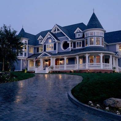 Great Victorian Architecture | Traditional home exteriors ...