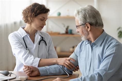 Hay decenas de causas de miocarditis, incluyendo. Desmaios? A causa pode ser a síncope vasovagal