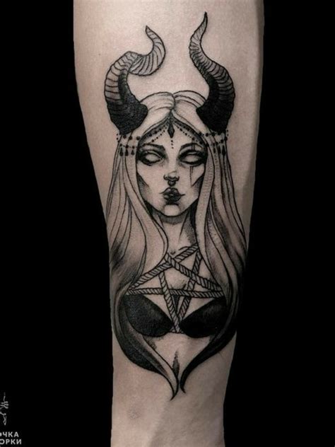 Tatuaje De Lilith In 2020 Sleeve Tattoos Best Sleeve Tattoos Foot Tattoos
