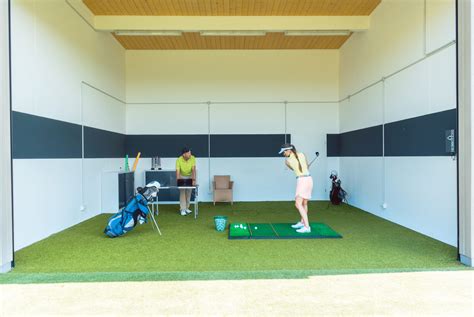 Indoor Golf 4 Ways To Enhance Your Golf Skills At Home Pinnacle Golf