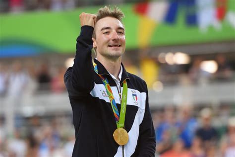 On 10 may 2015, viviani won his first grand tour stage victory at the giro d'italia, winning stage 2 in a bunch sprint before moreno hofland and andré greipel. CapoVelo.com | Elia Viviani to Donate Olympic Prize Money ...