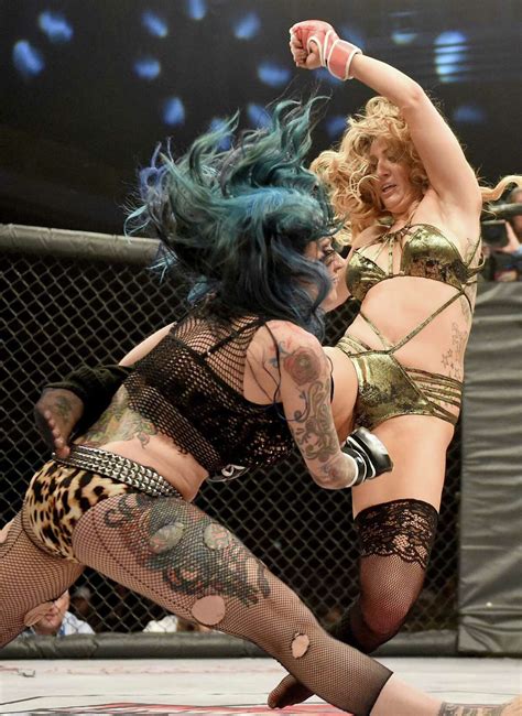 Female MMA Fighter My 12 Pound Breasts Are Making It Hard To Agree