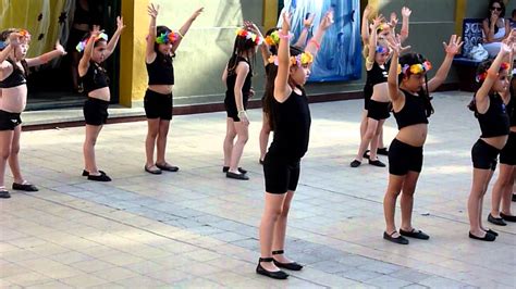 Anita Valentina Baila Mi Niña Bonita Escuela De Danzas 5 Años Youtube